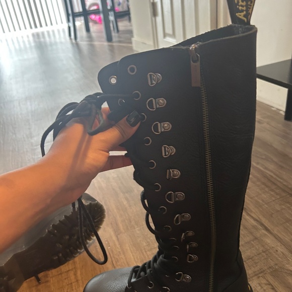 Platform dr marten boots knee high - Picture 3 of 8
